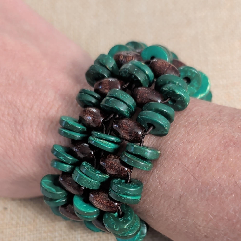 Green And Brown Wooden Beaded Wide Stretch Fashion Bracelet